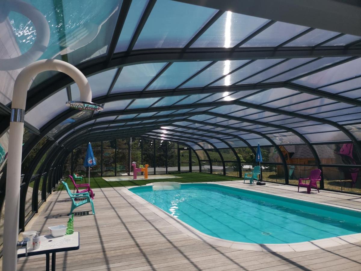 Camping " Le Grun De Chignore" Vollore-Ville Exterior foto